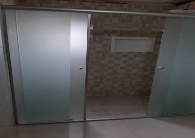 Box para Banheiro de Vidro Temperado a Pronta Entrega com Qualidade Total, Preços Promocionais de Fabrica.